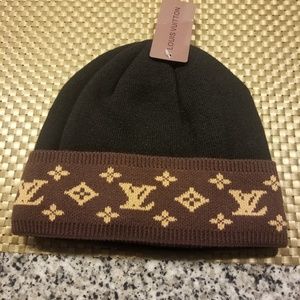 LV Beanie w/fleece interior